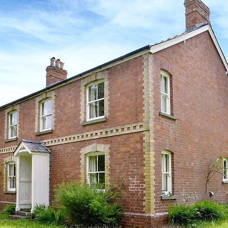 Sunnybank Villa Saint Margaret  Exteriör bild