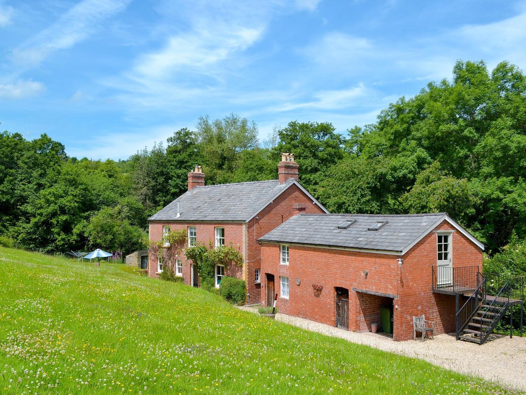 Sunnybank Villa Saint Margaret  Exteriör bild